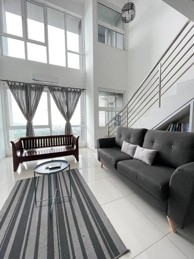 Yenni Duplex @ Decentrum, Kajang セルダン エクステリア 写真