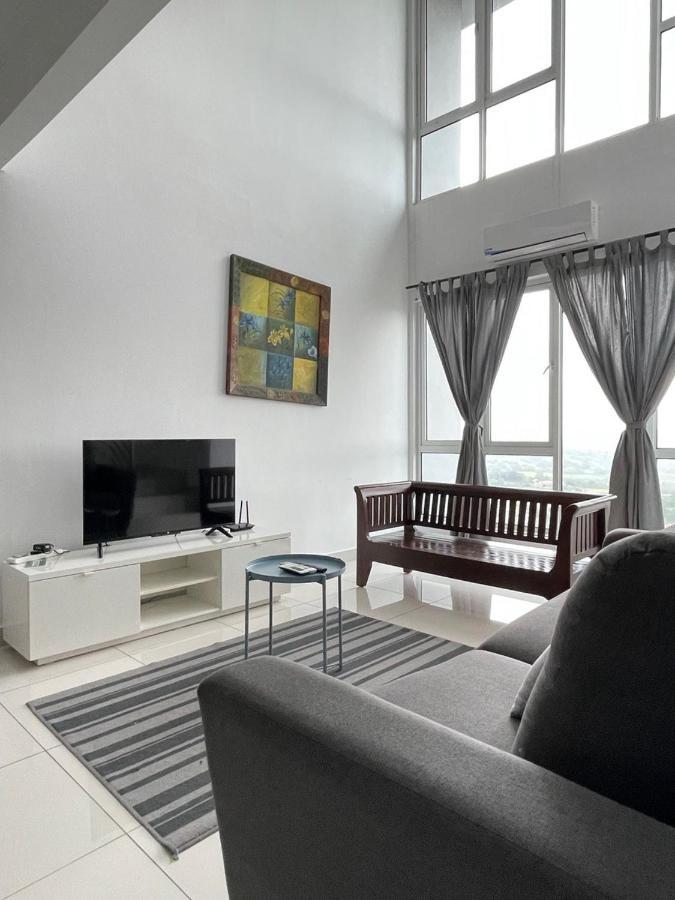 Yenni Duplex @ Decentrum, Kajang セルダン エクステリア 写真