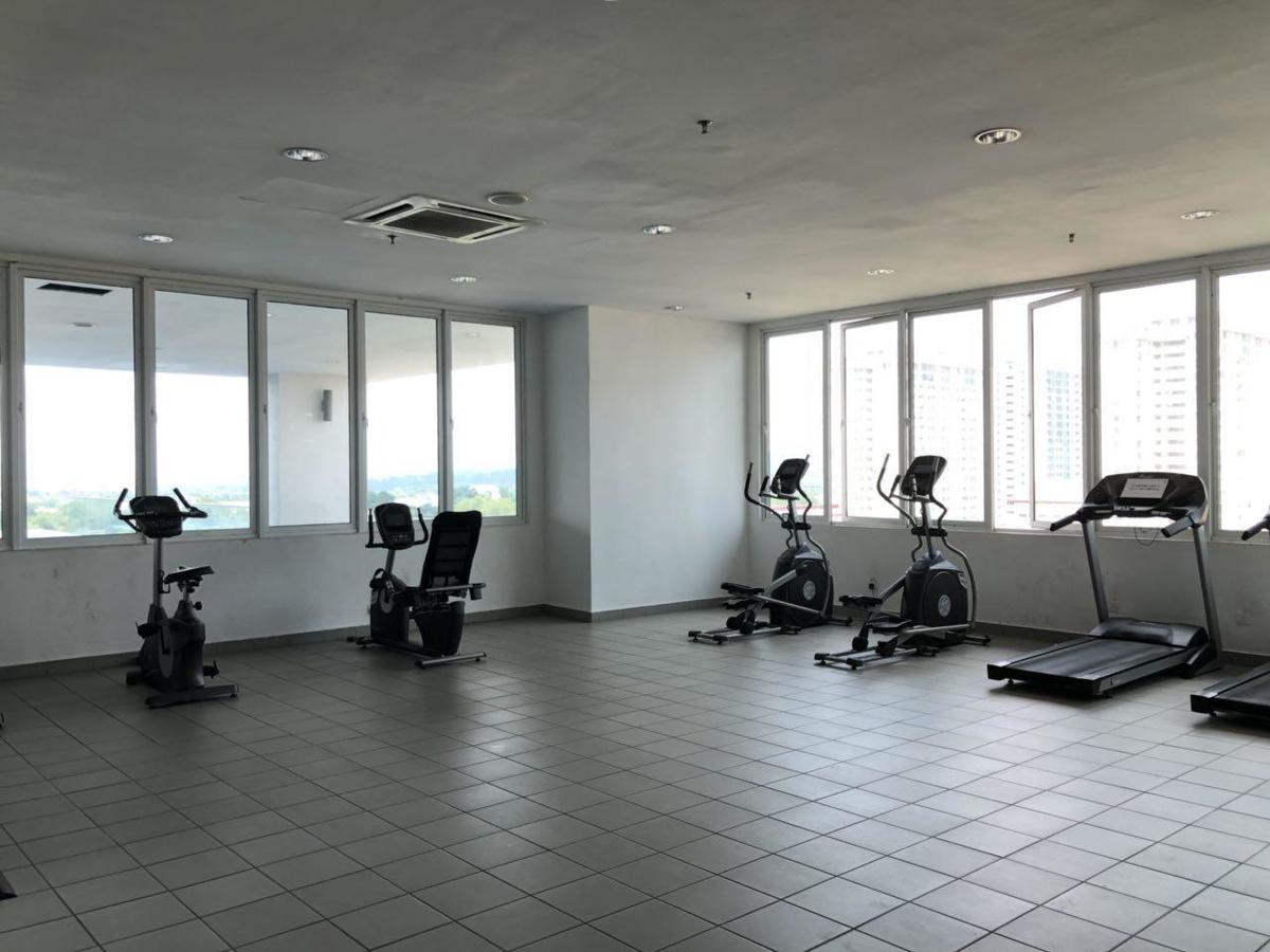 Yenni Duplex @ Decentrum, Kajang セルダン エクステリア 写真