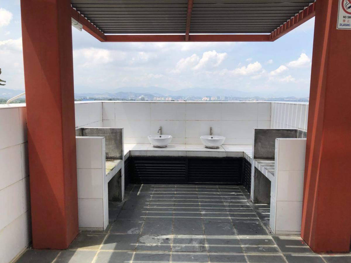 Yenni Duplex @ Decentrum, Kajang セルダン エクステリア 写真