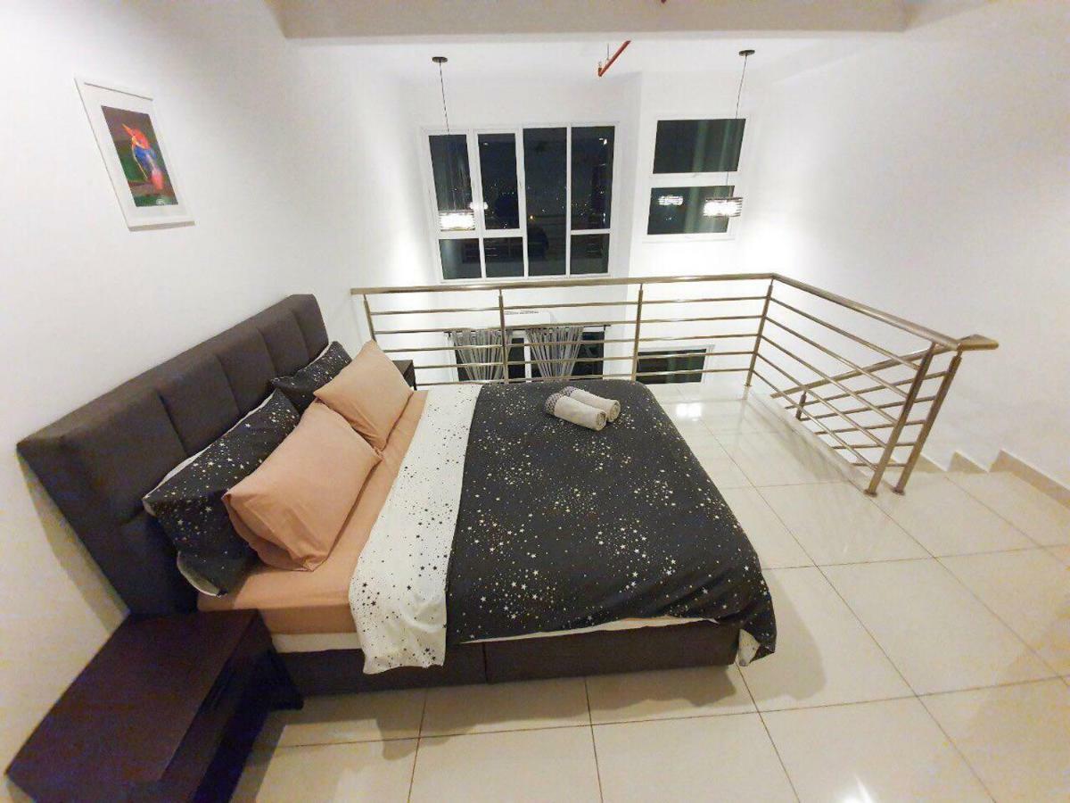 Yenni Duplex @ Decentrum, Kajang セルダン エクステリア 写真