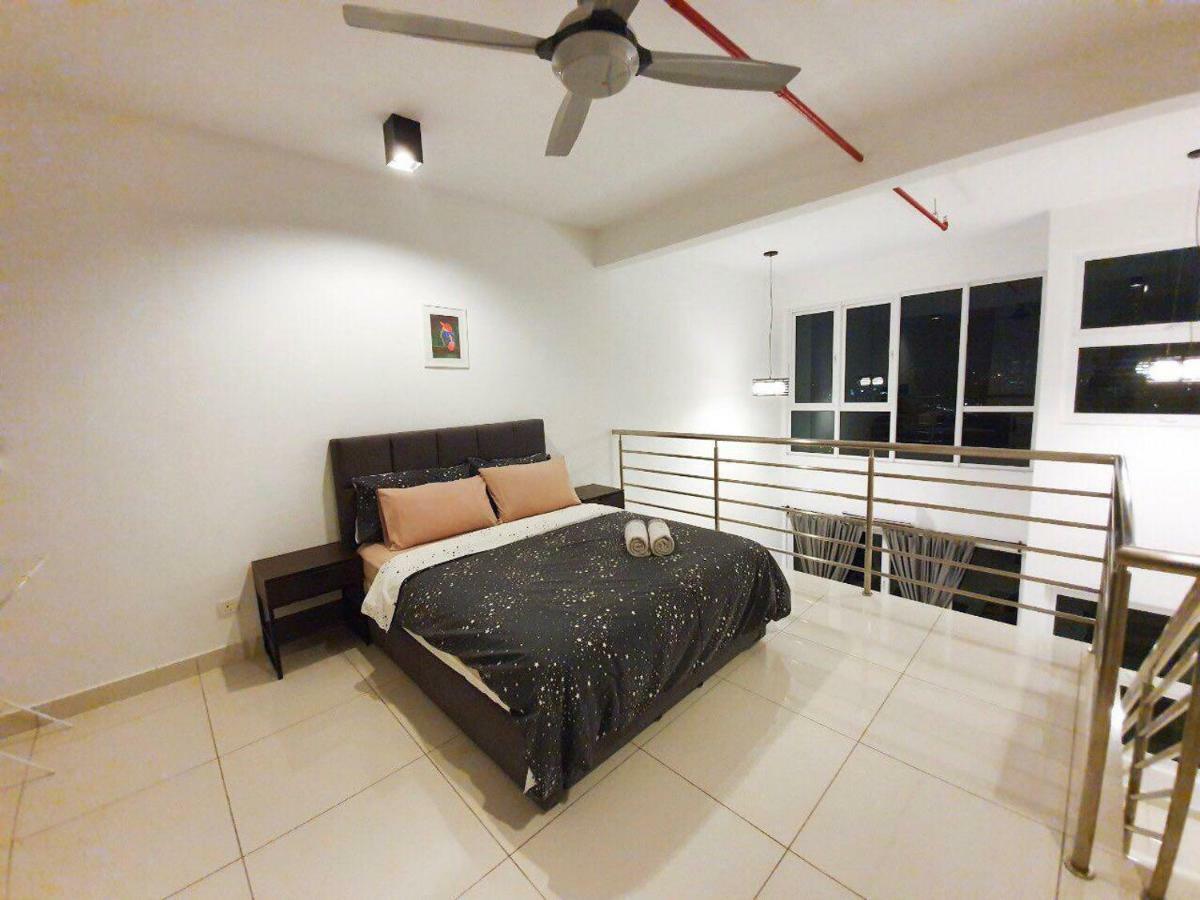 Yenni Duplex @ Decentrum, Kajang セルダン エクステリア 写真